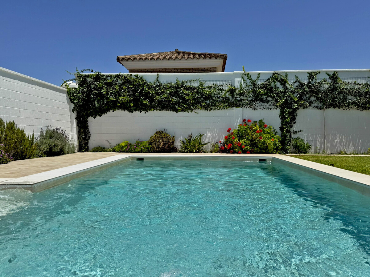 Villa 900m² piscine privée, 8 pers. à Puerto de Santa María - Photo 33