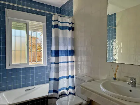 Villa 4 chambres avec climatisation et jardin - 8 pers. : photo 12