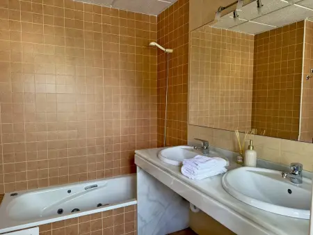 Villa 4 chambres avec climatisation et jardin - 8 pers. : photo 19