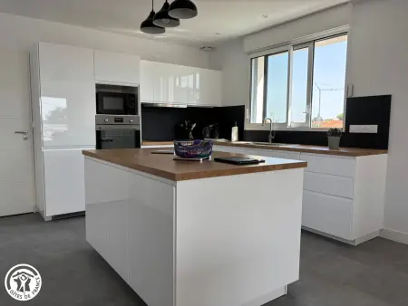 Appartement 6 pers. à 100 m de la plage : photo 6