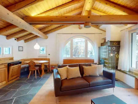 Location appartement à Sils Maria, Apartment Alvetern - Stilvolle Wohnung in Sils Maria