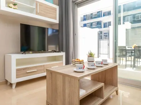 Appartement Ciudad Jardin II – 50 m de la plage à Torre la Sal : photo 3