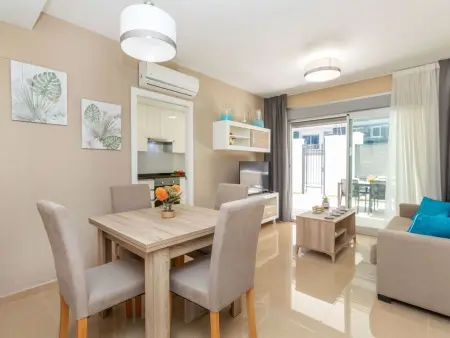 Appartement Ciudad Jardin II – 50 m de la plage à Torre la Sal : photo 6