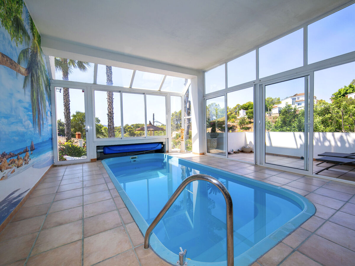 Castillo – Maison 5 chambres avec piscine couverte - Photo 1