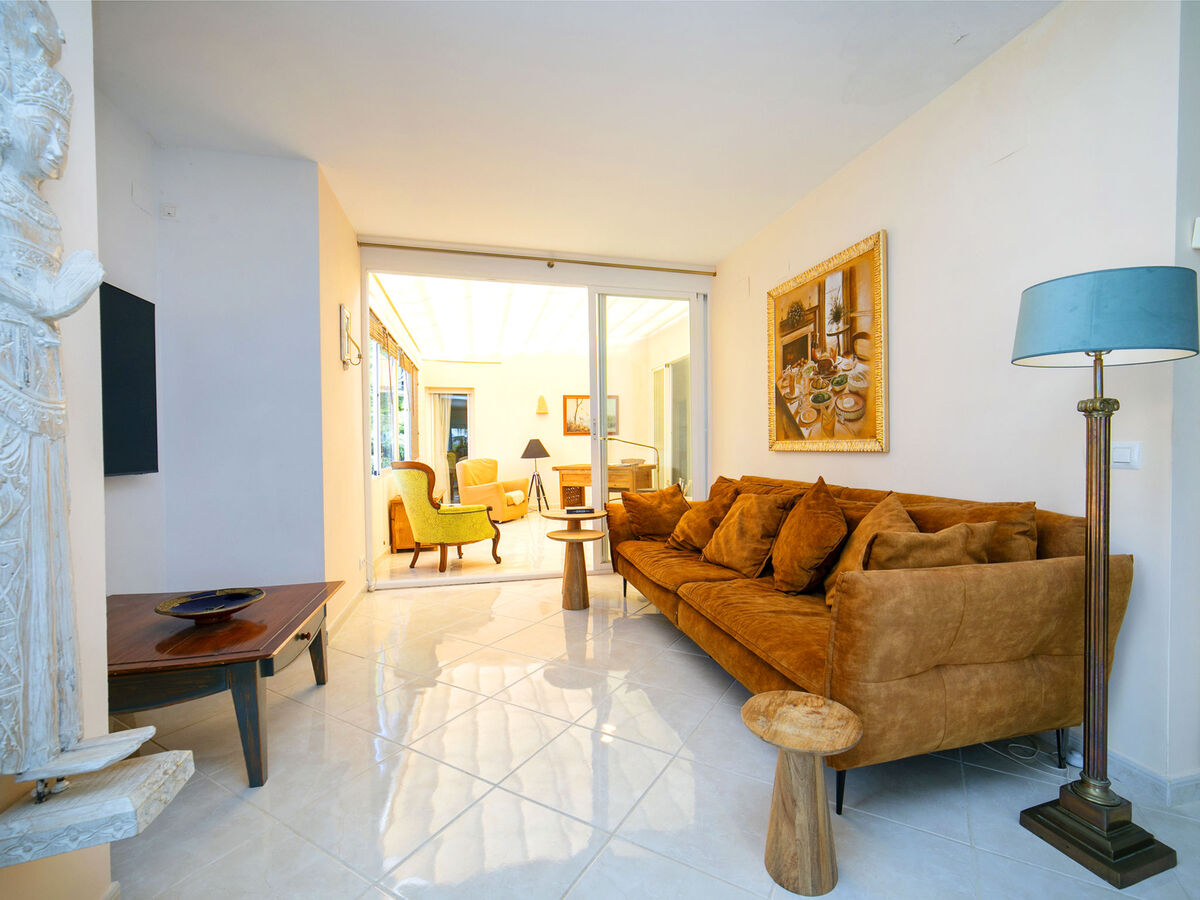 Castillo – Maison 5 chambres avec piscine couverte - Photo 8