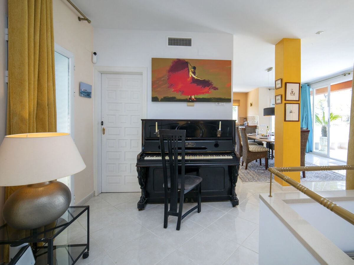 Castillo – Maison 5 chambres avec piscine couverte - Photo 13