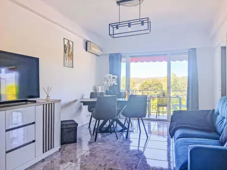 Appartement L'Auteuil à Cagnes-sur-Mer, 200 m de la plage : photo 7