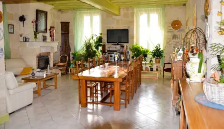 Maison 14 personnes avec piscine partagée à Périssac : photo 6