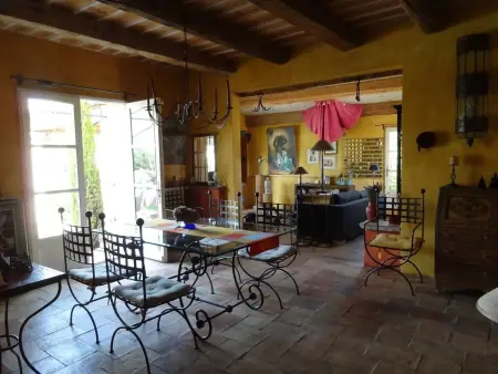 Villa avec piscine privée chauffée à Beauvoisin, 2 chambres : photo 5