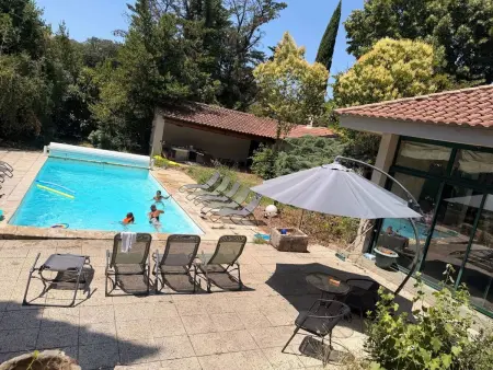 Location maison à Saint Hilaire de Brethmas, Maison à Saint-Hilaire-de-Brethmas - 100m² avec piscine