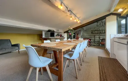 Maison 5 chambres avec piscine intérieure à Bourdic : photo 9