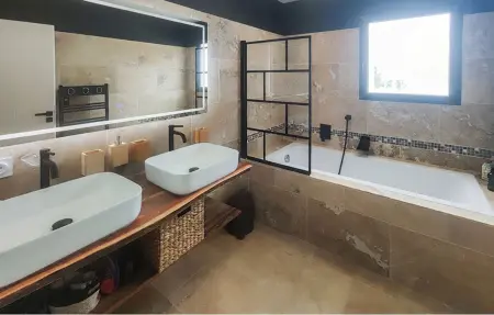 Maison 4 chambres avec bain hydromassant à Canet : photo 27