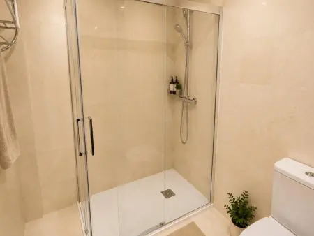 Appartement 3 chambres Las Cañas Beach, vue mer à Marbella : photo 9