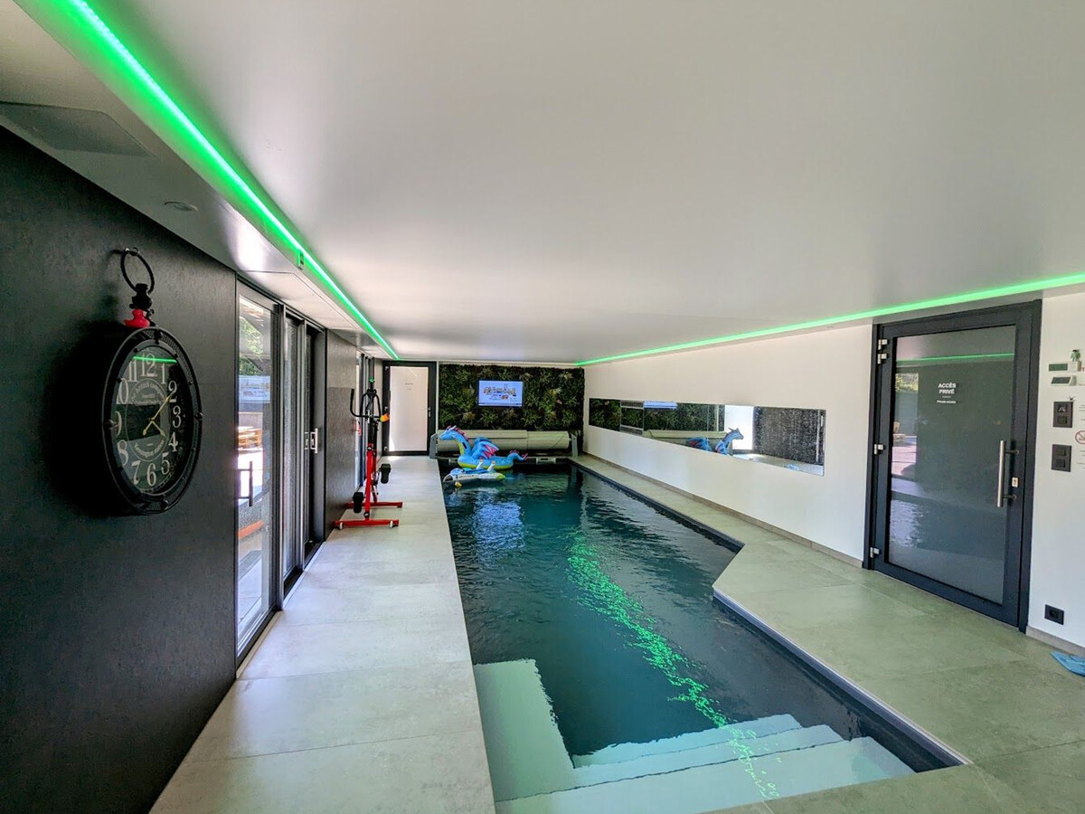 Gîte plain-pied à Jeanménil avec piscine intérieure - Photo 1