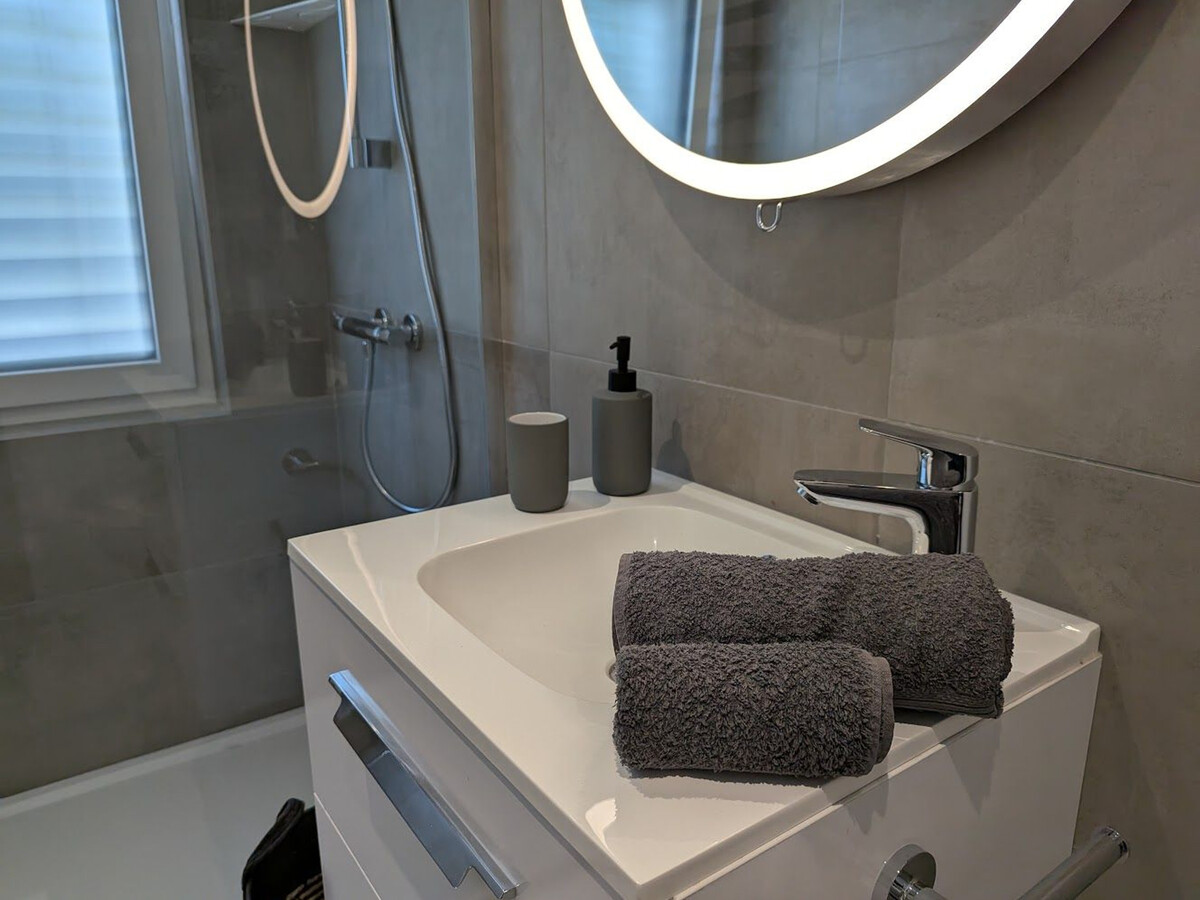 Gîte plain-pied à Jeanménil avec piscine intérieure - Photo 13