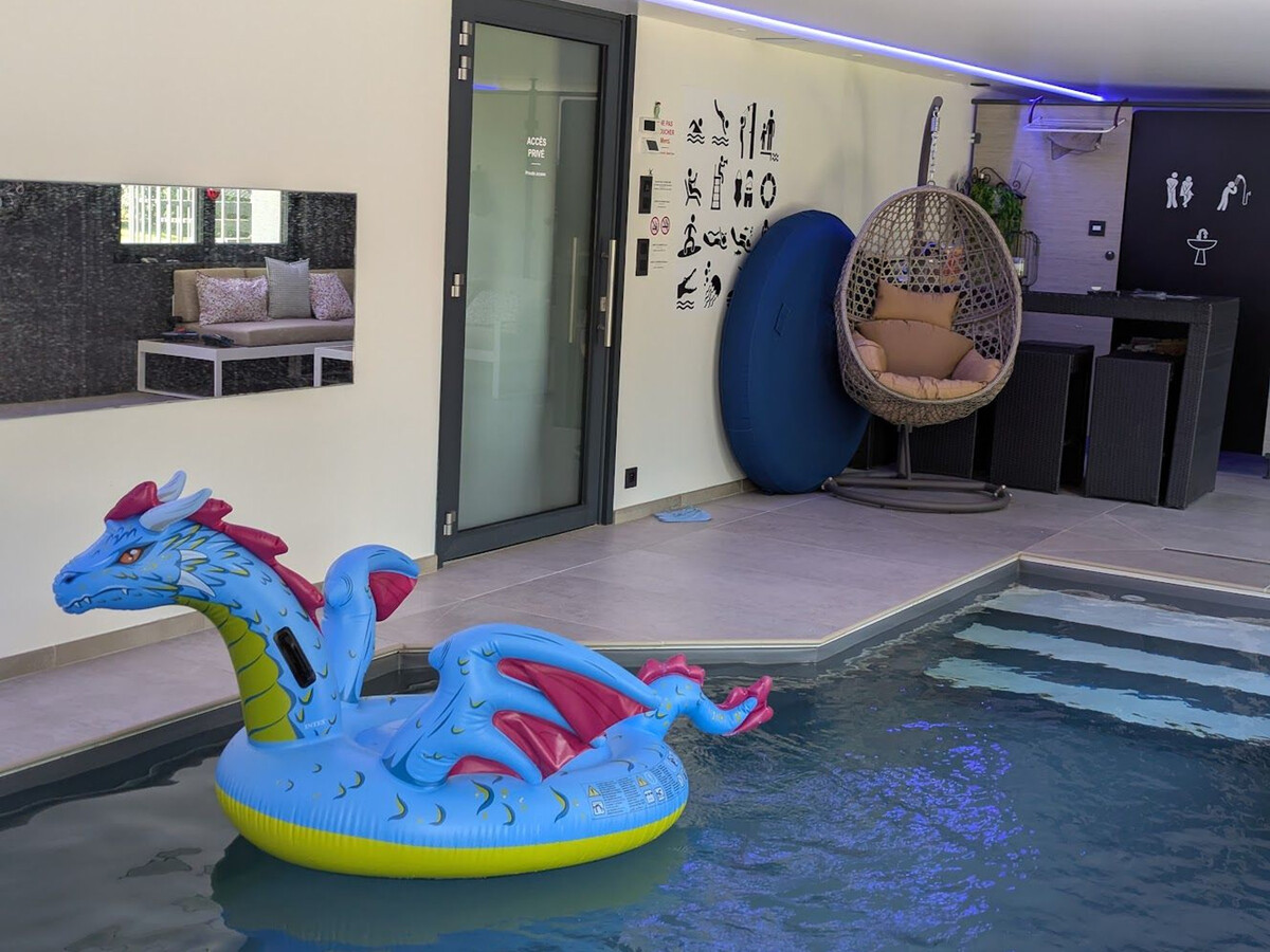 Gîte plain-pied à Jeanménil avec piscine intérieure - Photo 15