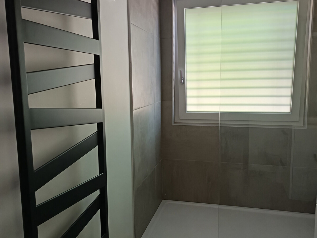 Gîte plain-pied à Jeanménil avec piscine intérieure - Photo 25