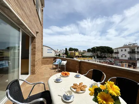Appartement piscine et terrasse barbecue, 5 min plage : photo 7