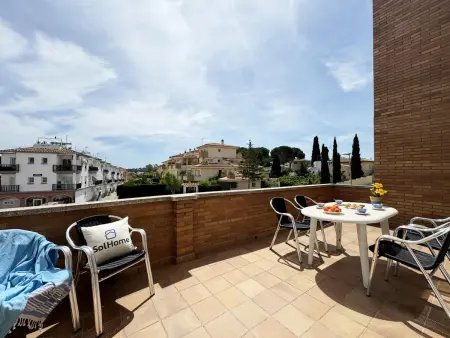 Appartement piscine et terrasse barbecue, 5 min plage : photo 10