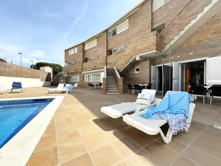 Appartement 2 chambres avec piscine à 5 min de plage : photo 4