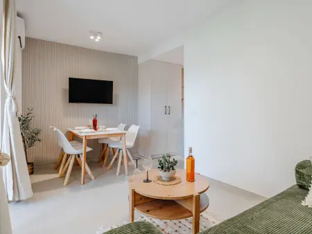 Playa Sur – Appartement rénové 55m² à 550m de la plage : photo 4