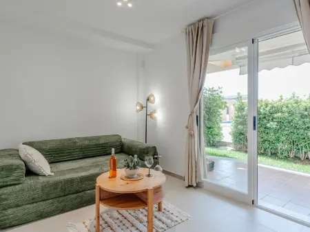 Playa Sur – Appartement rénové 55m² à 550m de la plage : photo 5