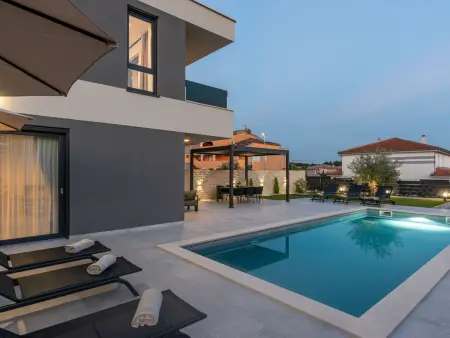 Villa Angelus, maison moderne avec piscine privée à Novigrad : photo 26