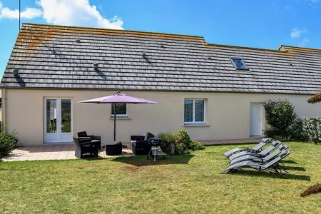Location maison à Saint Germain sur Ay, Maison de vacances avec 2 chambres