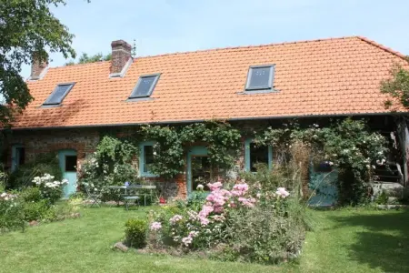La Petite Maison, gîte indépendant à 15 min de plage : photo 2