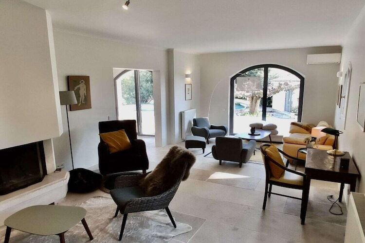 La Petite Récré : maison 4 chambres avec piscine à Domazan - Photo 11