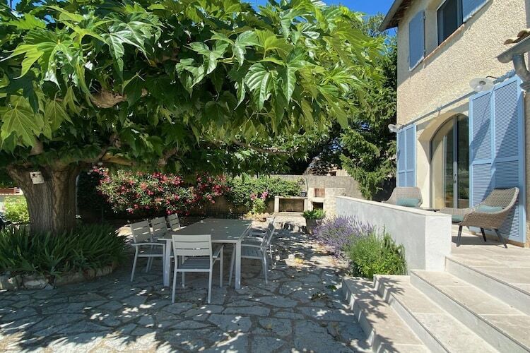 La Petite Récré : maison 4 chambres avec piscine à Domazan - Photo 24