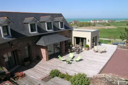 Maison rénovée 8 personnes à 200m de la plage : photo 2