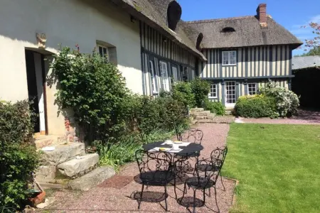 La Chaumière Bleue, maison XVIe-XVIIe à Saint Pierre le Vieux : photo 4