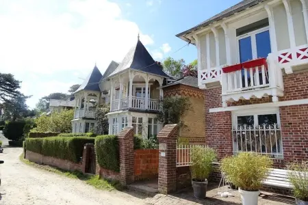 Gîte La Consolata : vue mer 180° à 200m de plage : photo 2