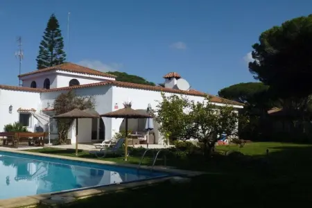 Villa La Fuente, 5 chambres vue golf à Chiclana : photo 4