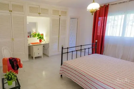 Villa La Fuente, 5 chambres vue golf à Chiclana : photo 17