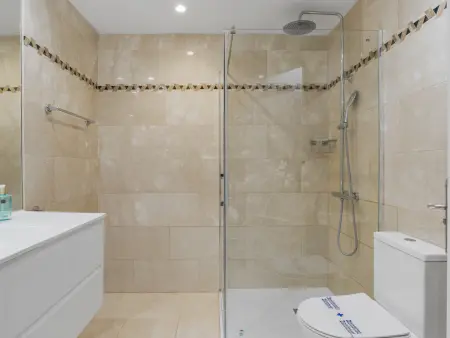 Appartement 2 chambres vue golf-mer à Marbella : photo 18