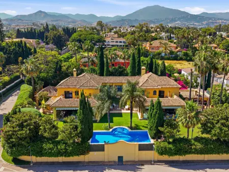 Villa méditerranéenne avec piscine privée, Villa San Pedro de Alcántara 10 personnes