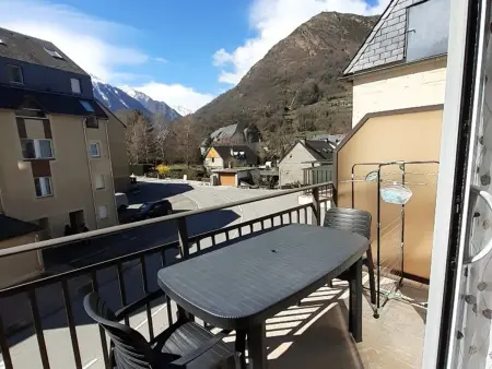 T2 6 couchages avec balcon plein sud à Saint-Lary-Soulan : photo 1