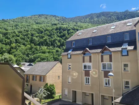 T2 6 couchages avec balcon plein sud à Saint-Lary-Soulan : photo 8
