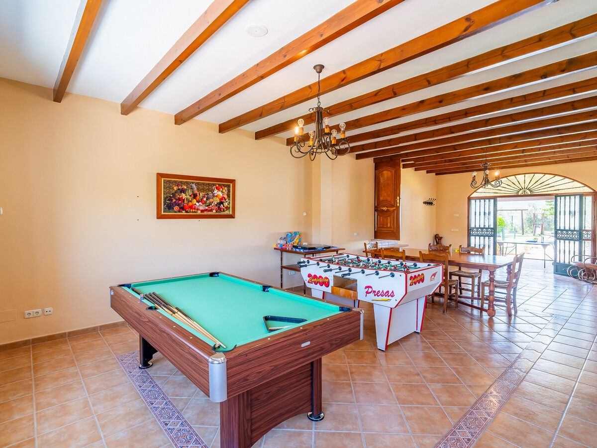 Gîte rural 10 pers. avec piscine et salle de jeux à Guaro - Photo 11