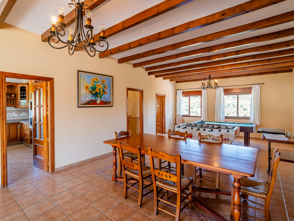 Gîte rural 10 pers. avec piscine et salle de jeux à Guaro - Photo 13