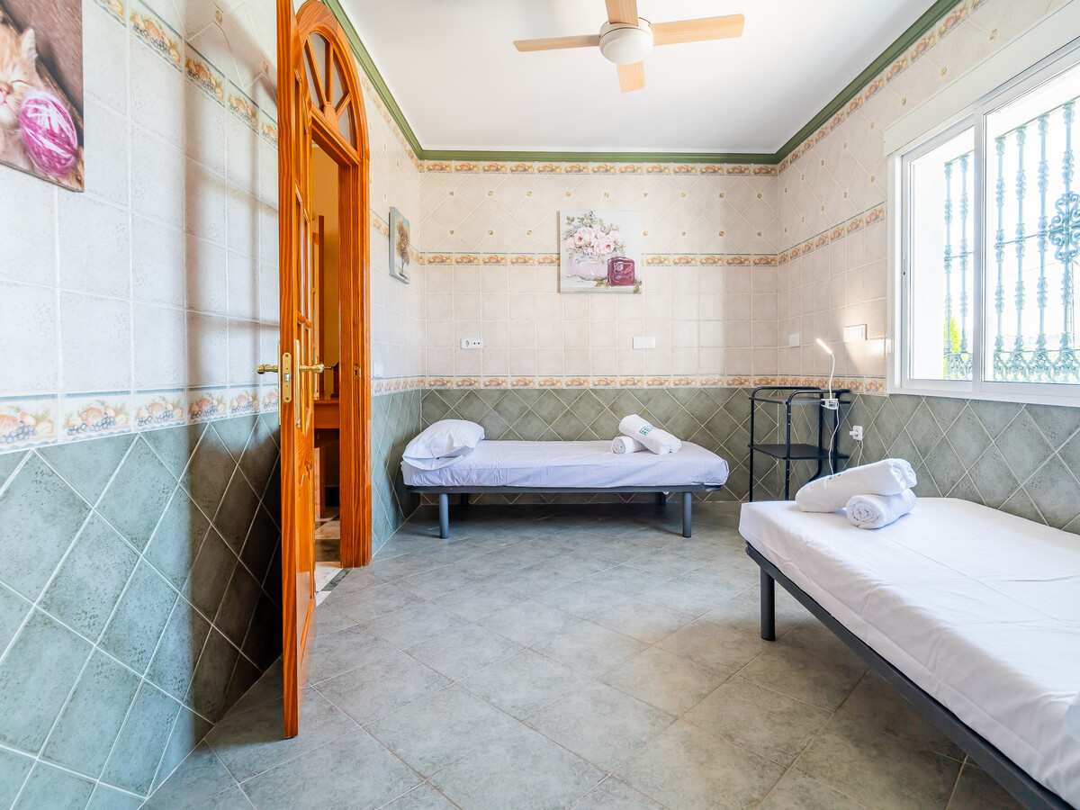 Gîte rural 10 pers. avec piscine et salle de jeux à Guaro - Photo 32