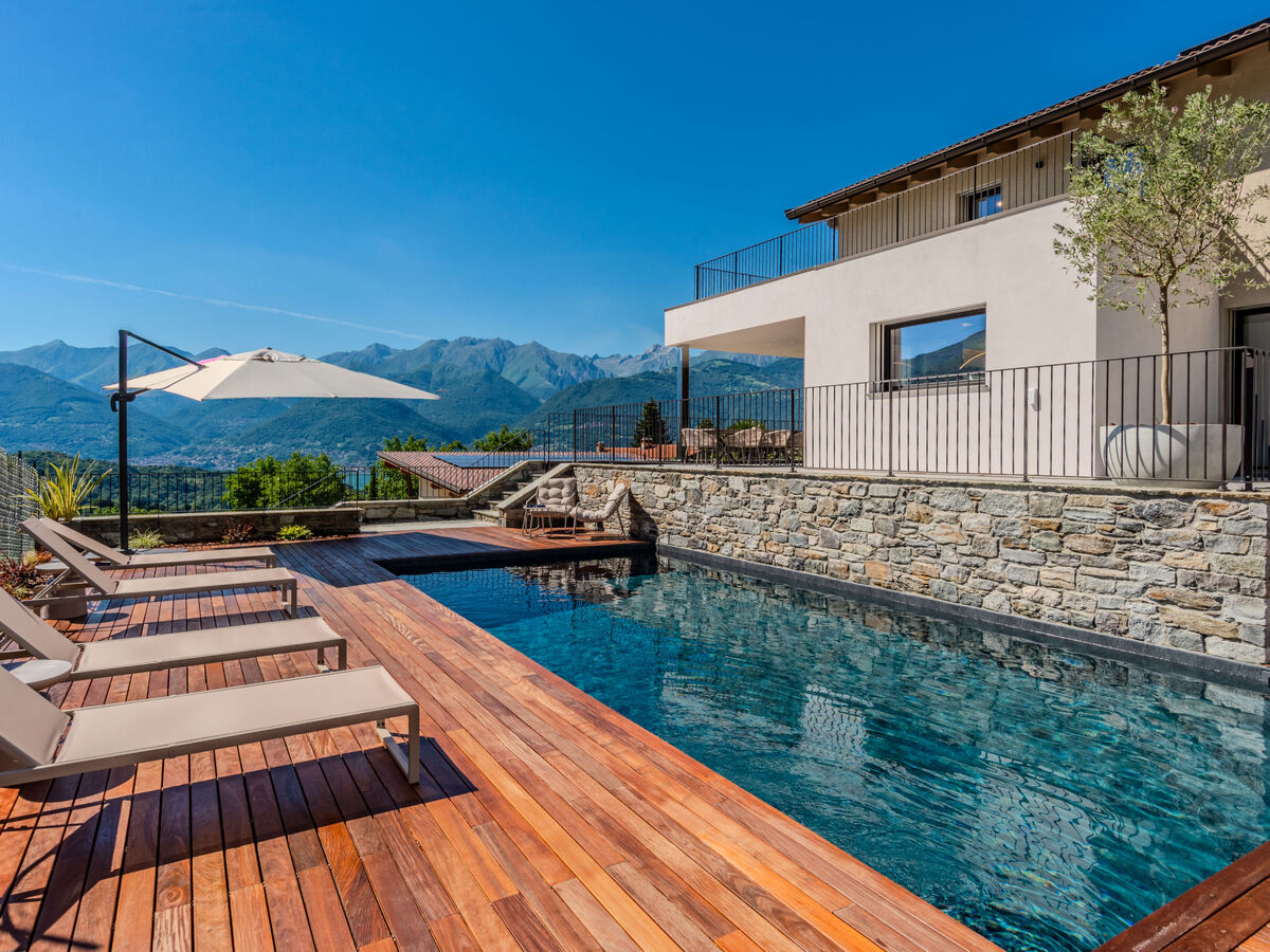 Villa Aura, 8 pers., piscine chauffée et vue lac - Photo 1