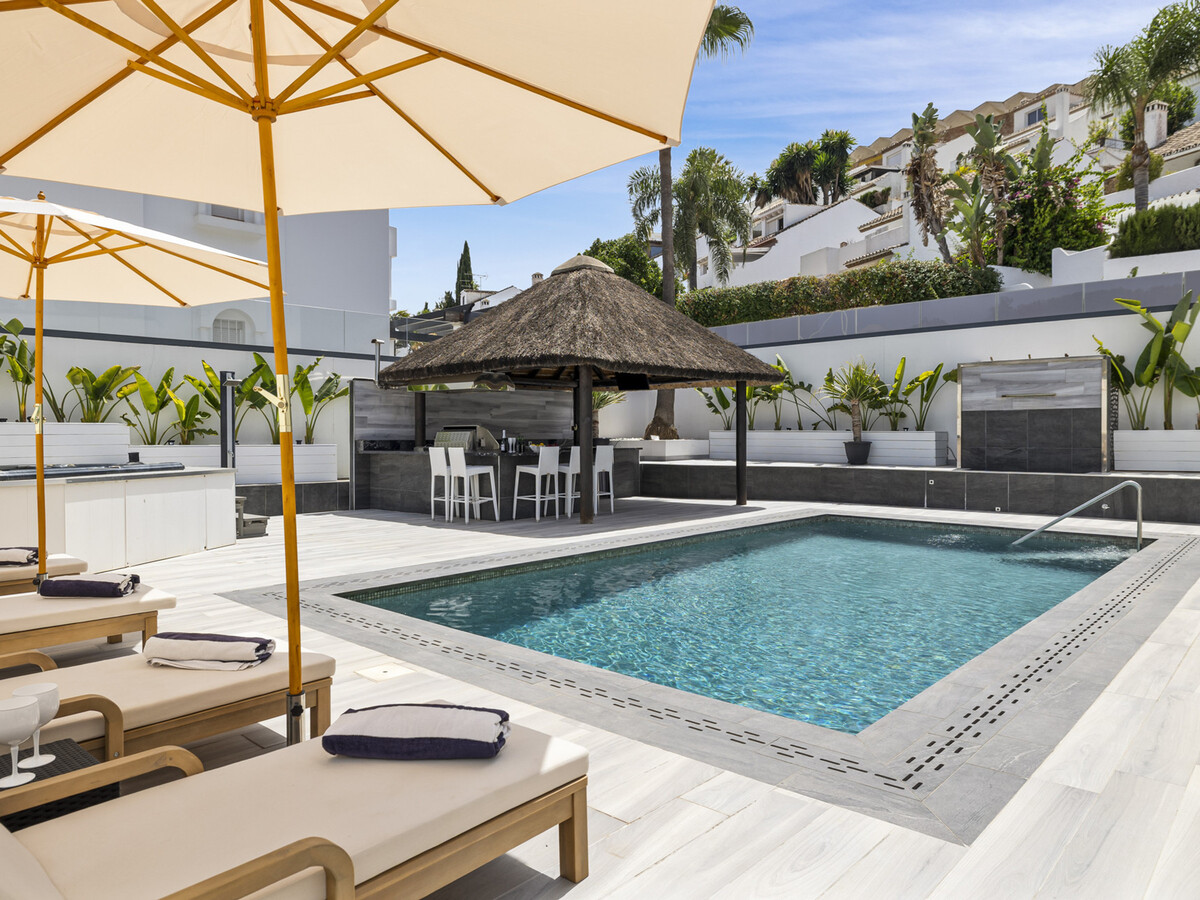 Villa Santi, 5 chambres avec piscine chauffée à Marbella - Photo 4
