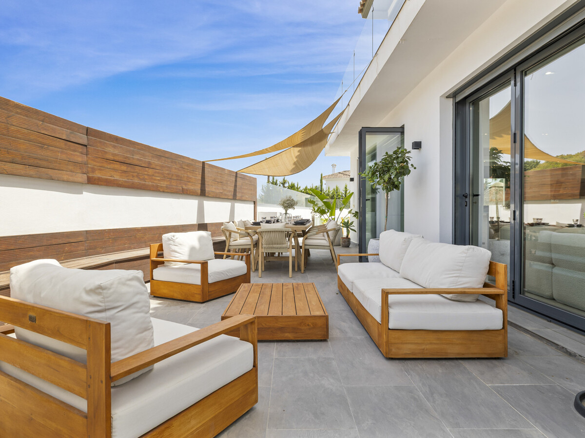 Villa Santi, 5 chambres avec piscine chauffée à Marbella - Photo 18