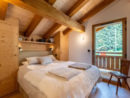 Chalet des Berbèris : ski aux pieds, neuf, 8 pers. : photo 4