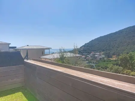 Location appartement à Miomo, E Follicie