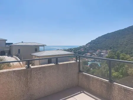 E Follicie - Appartement 2 pièces avec terrasse vue montagnes : photo 5