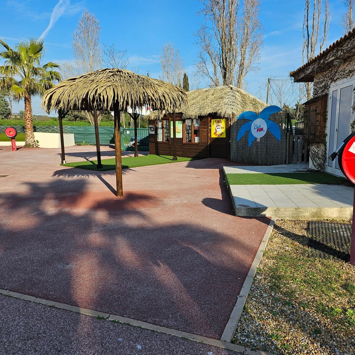 Bungalow 6 pers. à Fréjus : piscine et piste de pétanque - Photo 7